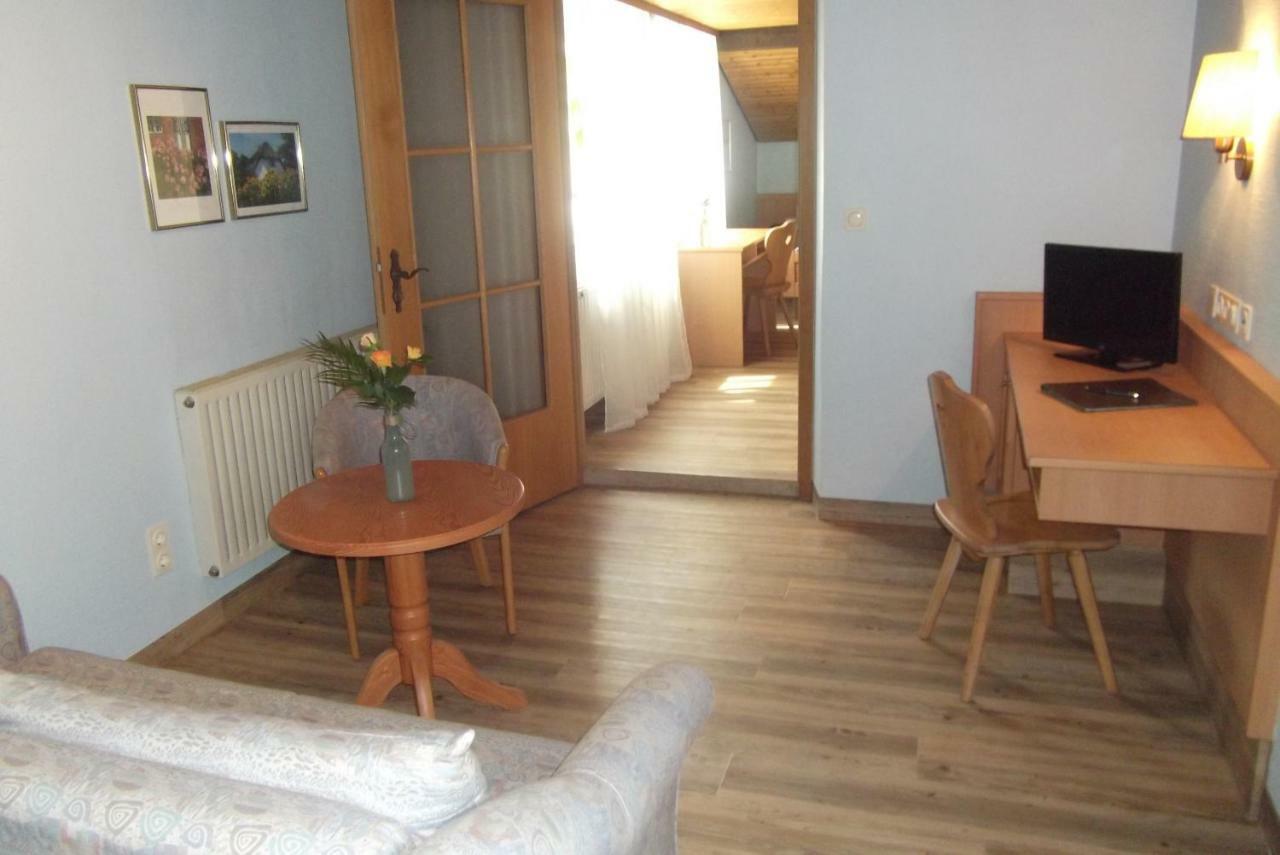 Hotel-Gasthof Krone-Lax Scheinfeld ภายนอก รูปภาพ