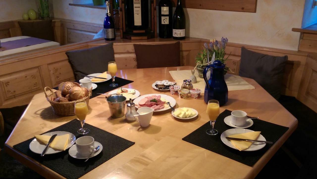 Hotel-Gasthof Krone-Lax Scheinfeld ภายนอก รูปภาพ